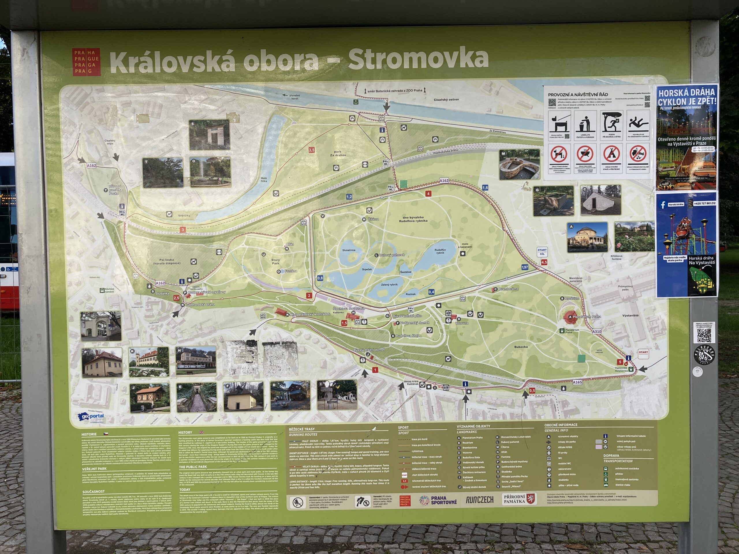 Übersichtsplan des Stromovka-Parks in Prag mit Wegen, Teichen und Orientierungspunkten